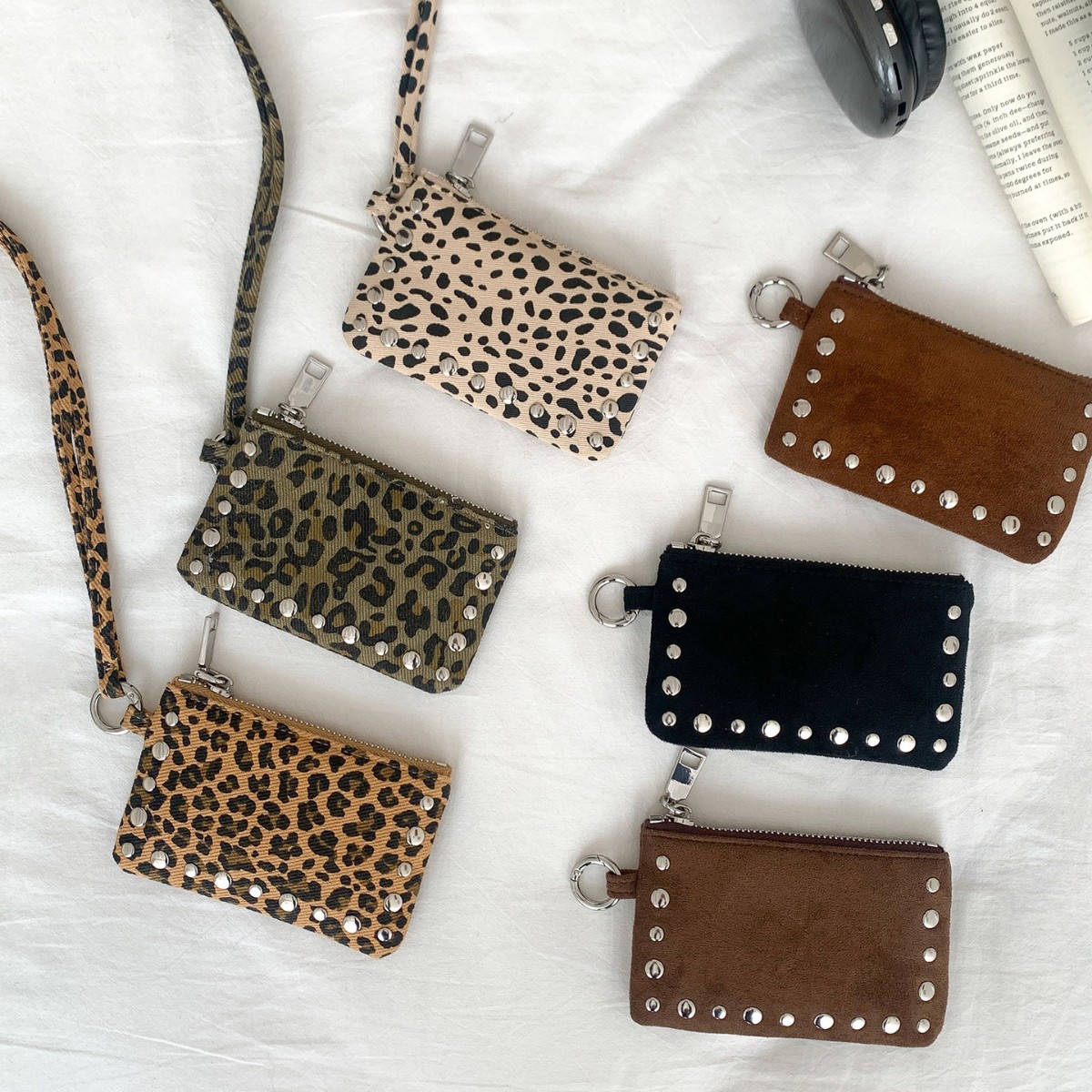 NIEUW Schoudertas met studs Mi - Card Top Loader recensie en prijs